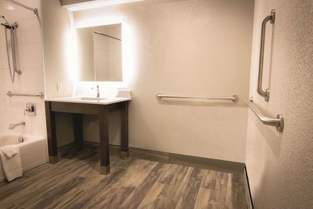 La Quinta By Wyndham Anchorage Airport Hotel Eksteriør billede