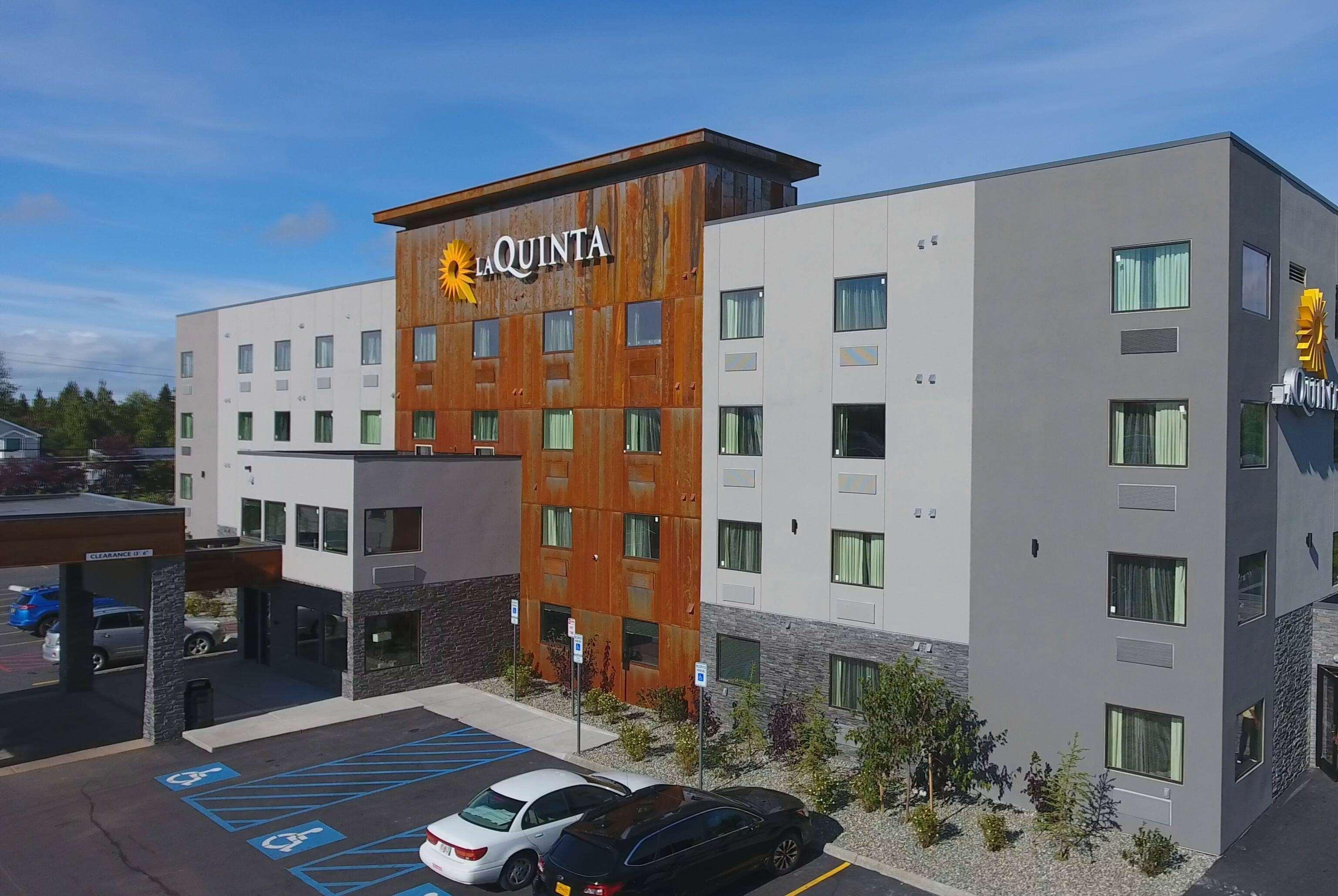 La Quinta By Wyndham Anchorage Airport Hotel Eksteriør billede
