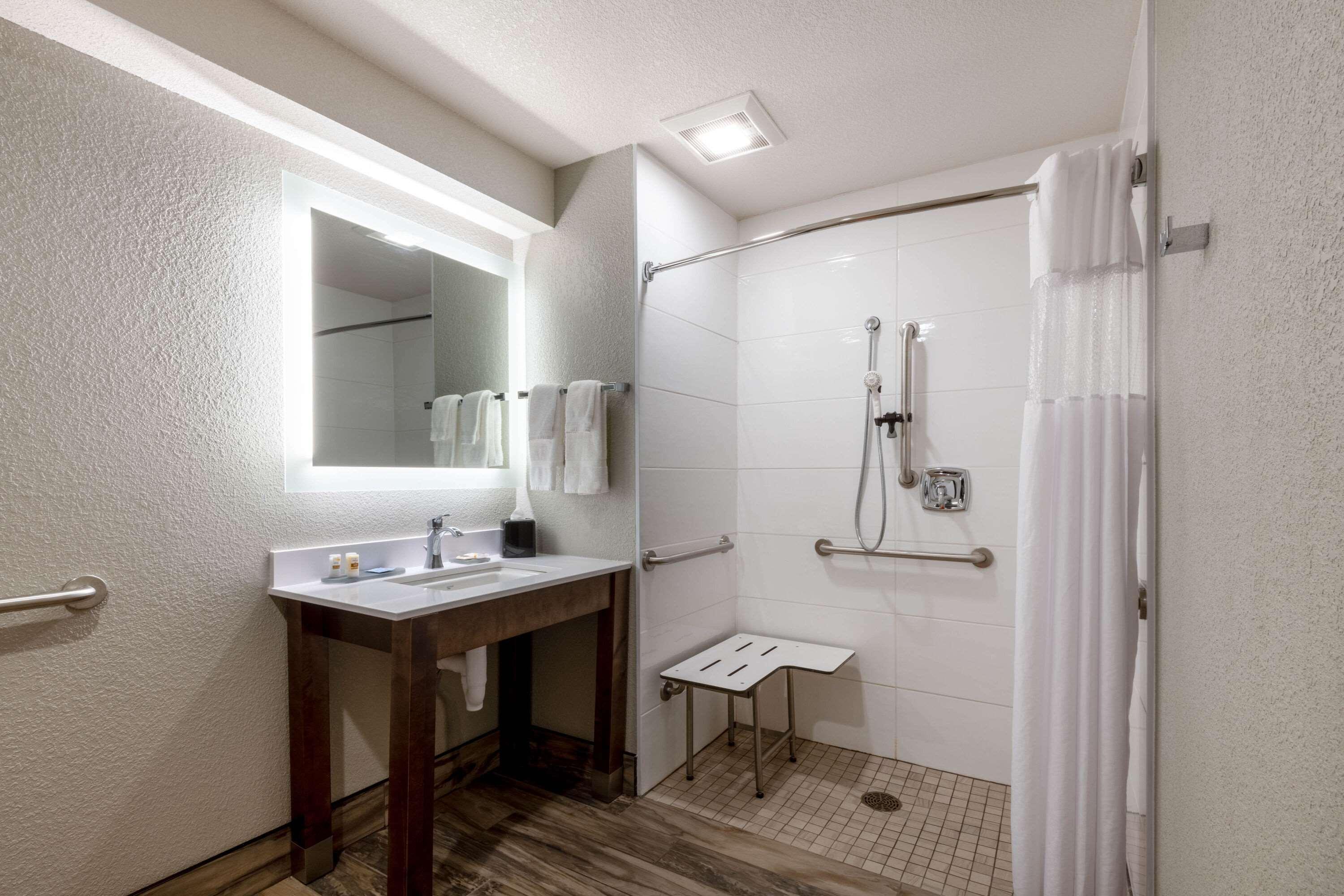 La Quinta By Wyndham Anchorage Airport Hotel Eksteriør billede