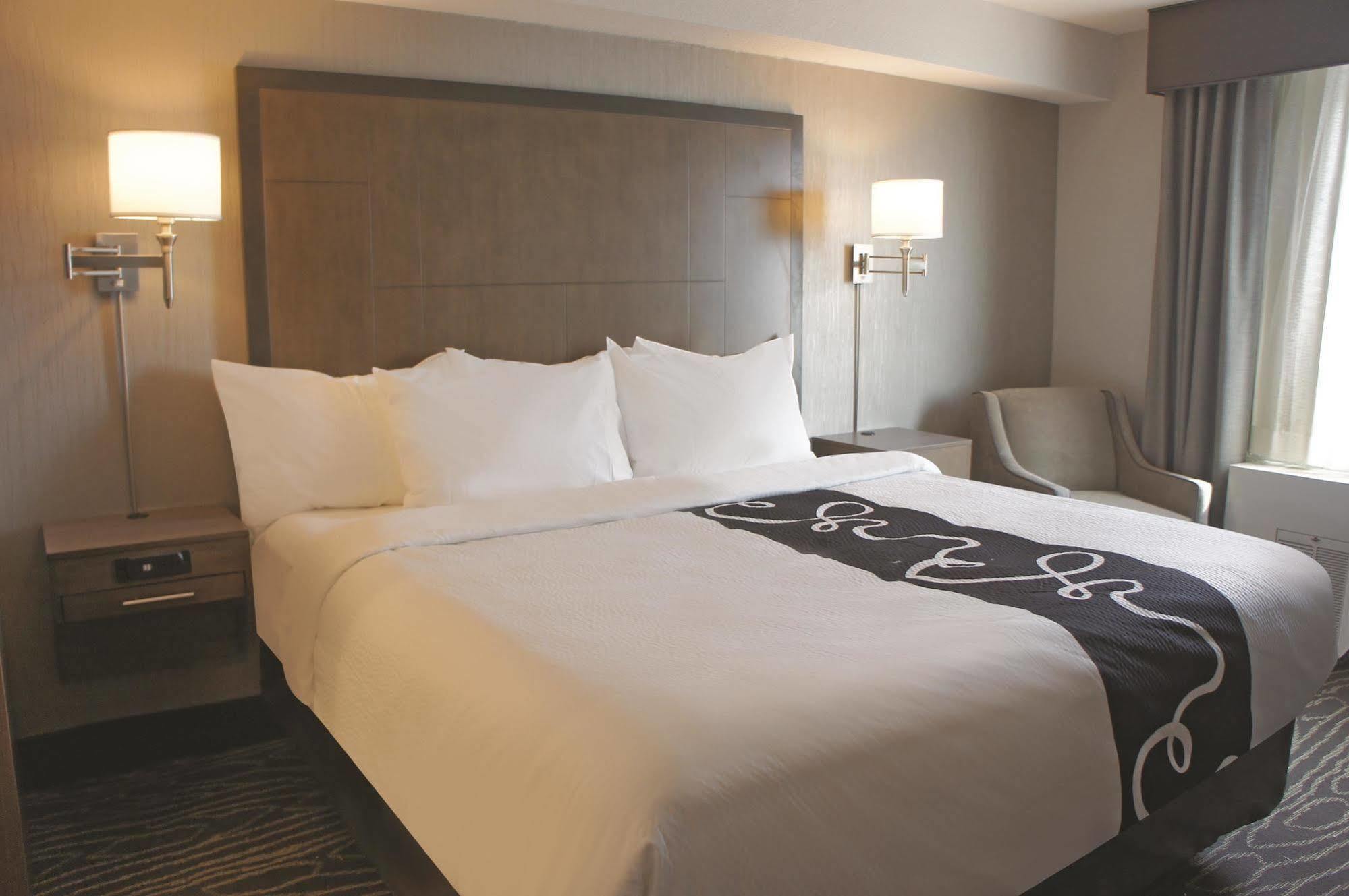 La Quinta By Wyndham Anchorage Airport Hotel Eksteriør billede
